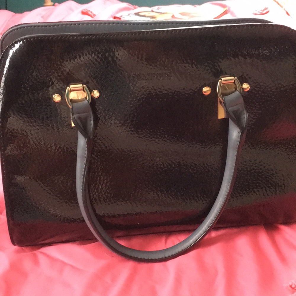 Beautiful purse from Paris with included wallet